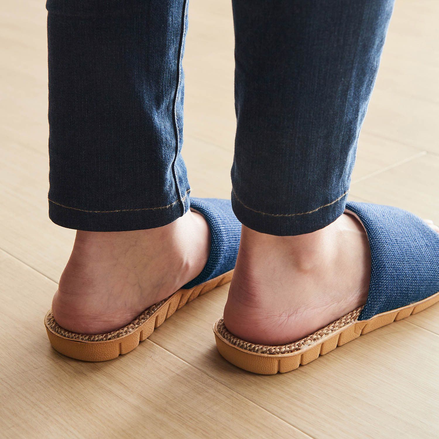 日本千趣會 - 輕量樹脂鞋底夏季室內拖鞋-紅陶