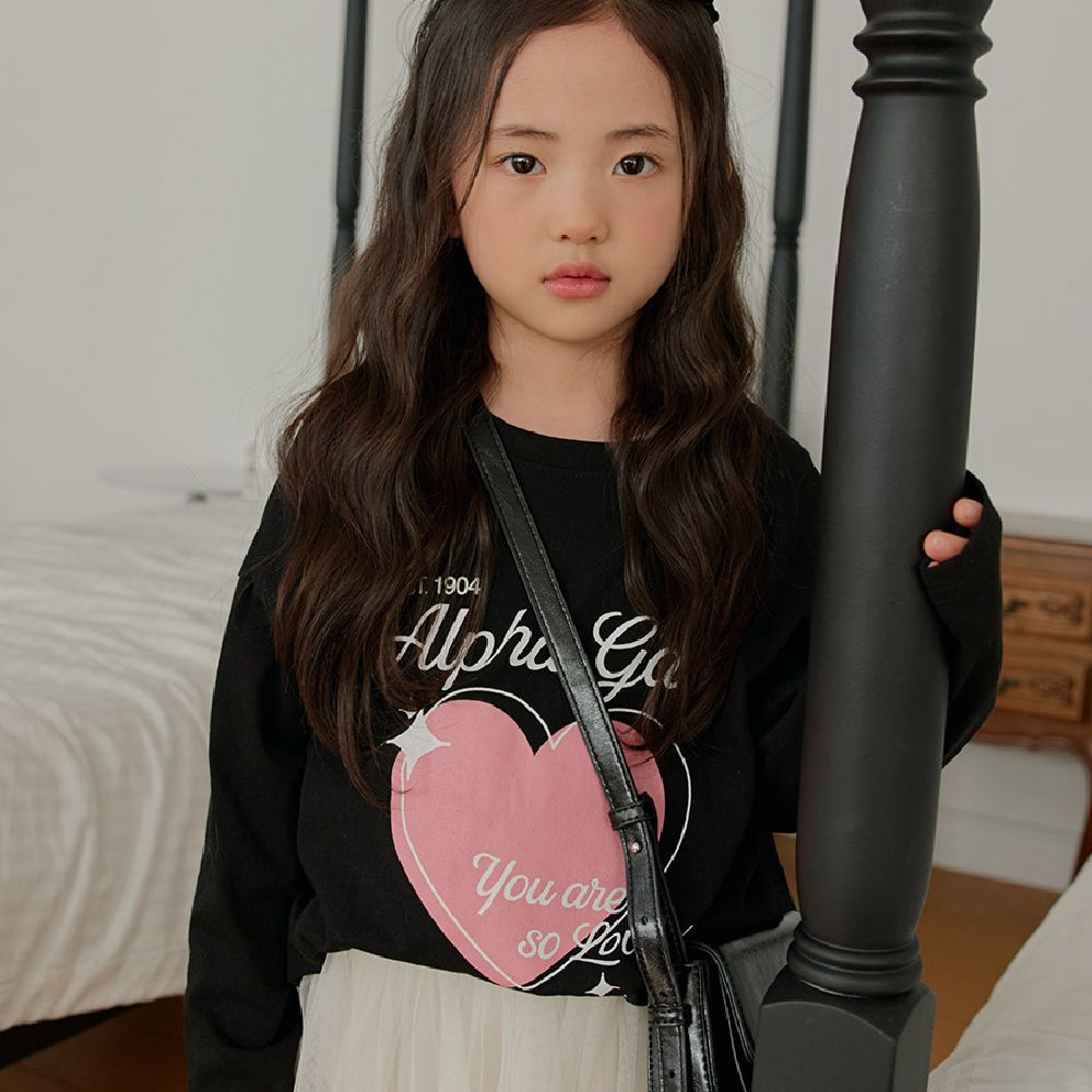 W.S.B. 文字印花純棉長袖上衣-愛心-黑