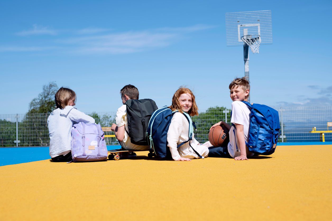 挪威Frii - 輕量護脊書包-桃粉 (30L)