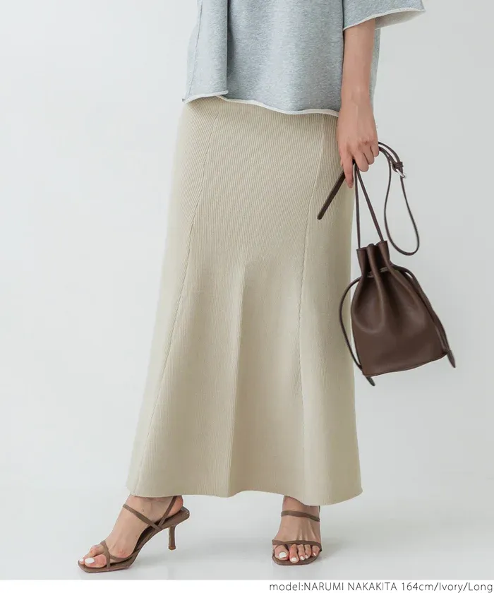 日本 COCA - 彈性質感修身魚尾裙-黑