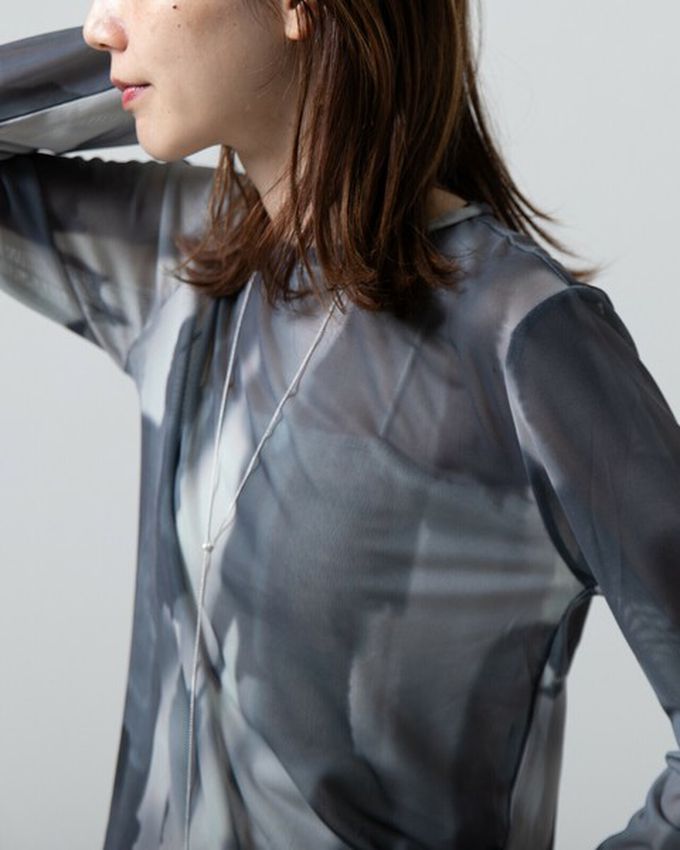 日本 gleam - 水彩畫風透膚休閒長袖上衣-米棕x撞色系