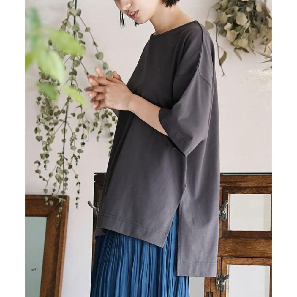 日本 zootie - Design+ 修身遮臀寬版百搭五分袖上衣-深灰