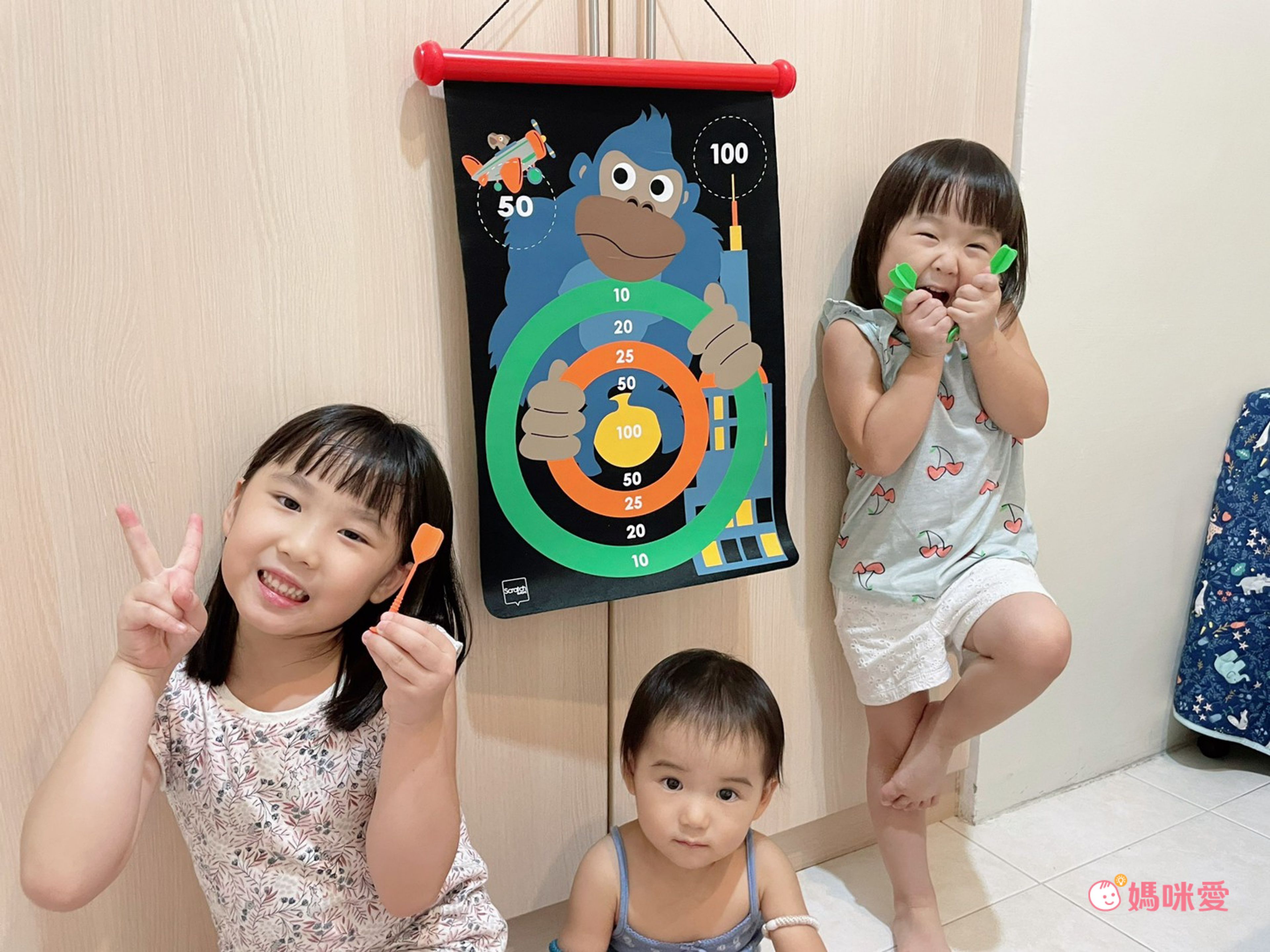 比利時 Scratch - 安全雙面磁性飛鏢玩具組-猩猩進城去