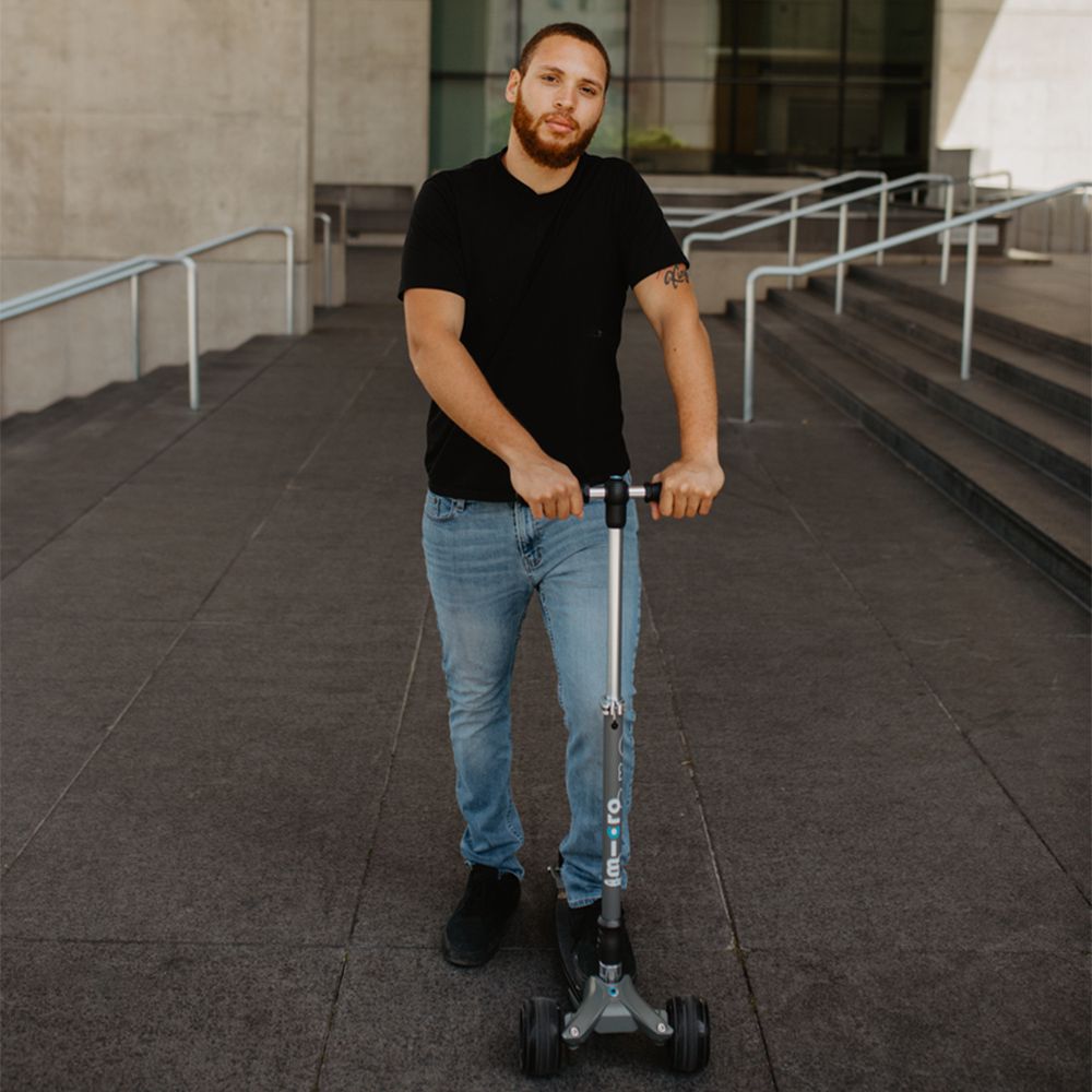 瑞士 Kickboard Monster 2in1 旗艦款三輪成人滑板車-火山灰