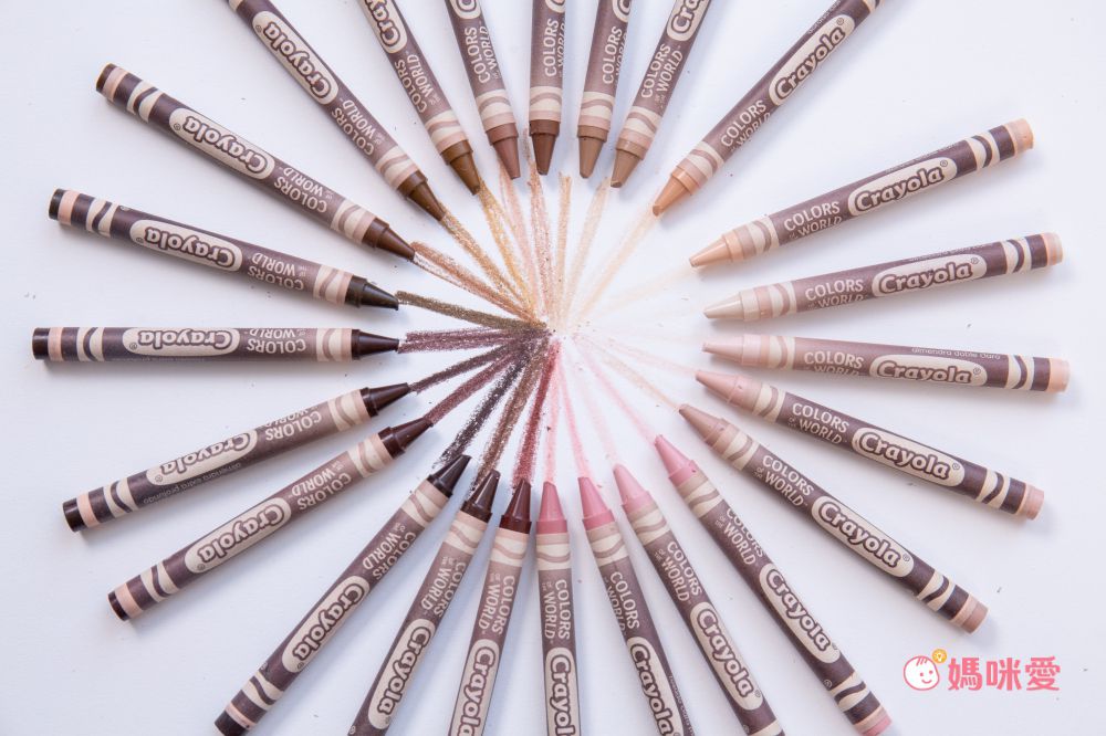膚色不再只有一種！Crayola 繪兒樂 世界膚色蠟筆、彩色筆