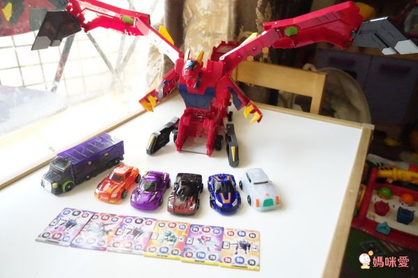 下殺五折✓魔車戰魂【韓國 Turning Mecard】生日✖獎勵禮物 ♕ 保證愛不釋手❤ 男寶必入手✌