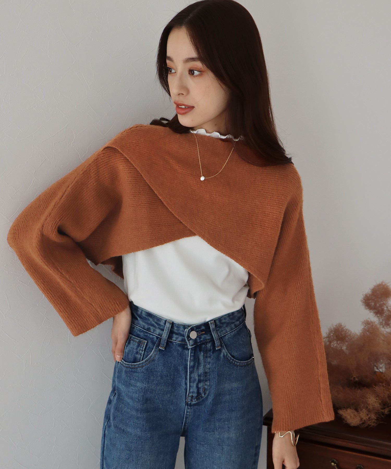 日本 BLUE EAST - 交叉短版針織長袖罩衫-淺灰