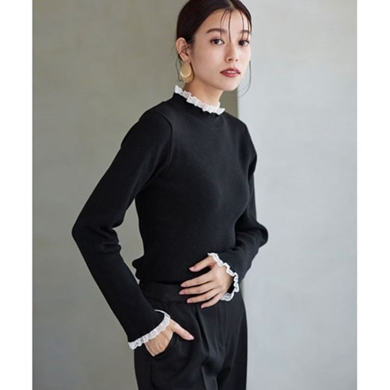 日本 BELLUNA - 氣質蕾絲拼接羅紋針織上衣-條紋x白