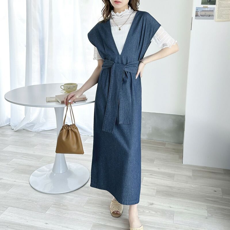 日本 Classical Elf - 丹寧前綁帶V領設計背心裙-黑