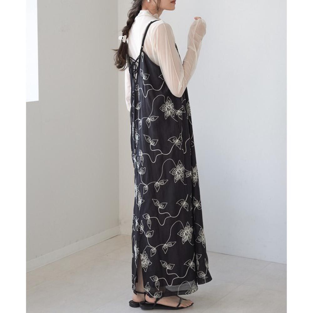 日本 Bab - 古典花卉刺繡細肩帶洋裝-黑