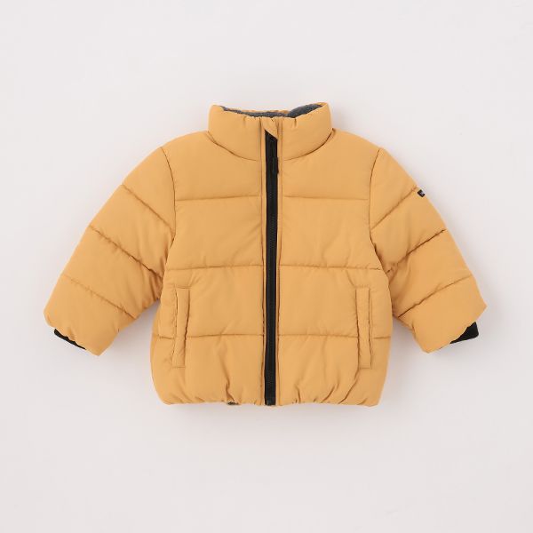 日本 petit main - 潑水加工 蓬鬆保暖鋪棉外套-深藍小花