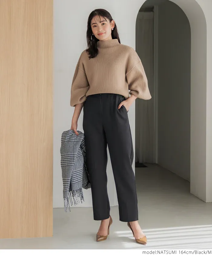 日本 COCA - 薄款打褶洗鍊修身錐型褲-米杏