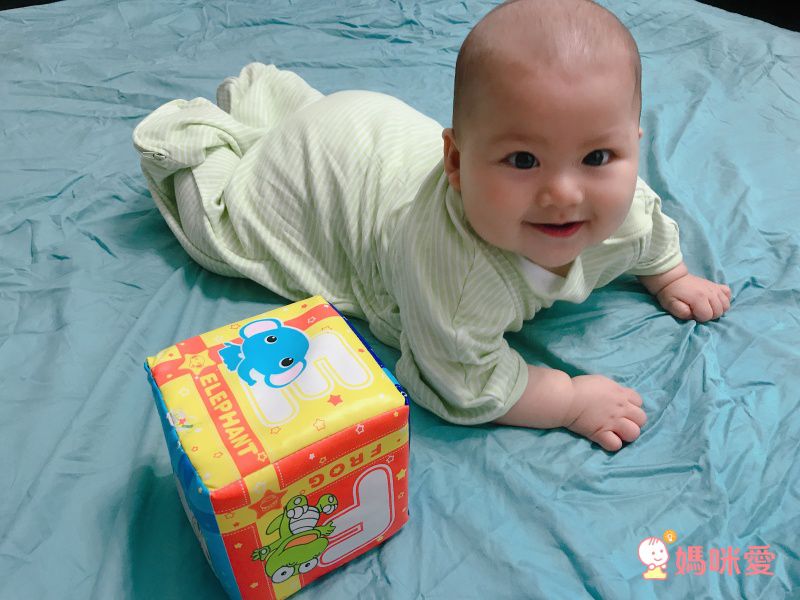 美國 Summer Infant 懶人包巾 ❤ 獨家優惠兩件95折再送奶嘴鏈