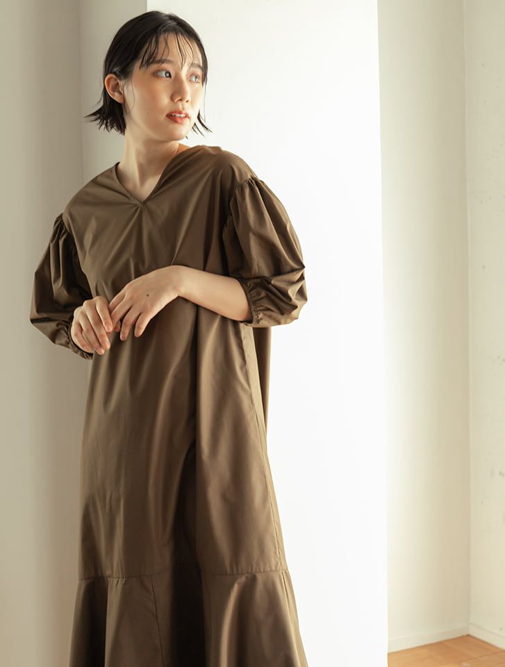 日本 fifth - V領五分袖魚尾長洋裝-摩卡
