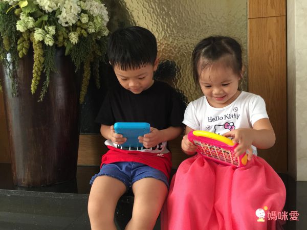 限定賣場！【夢幻迪士尼平板】 有了它～孩子自動自發念英文！