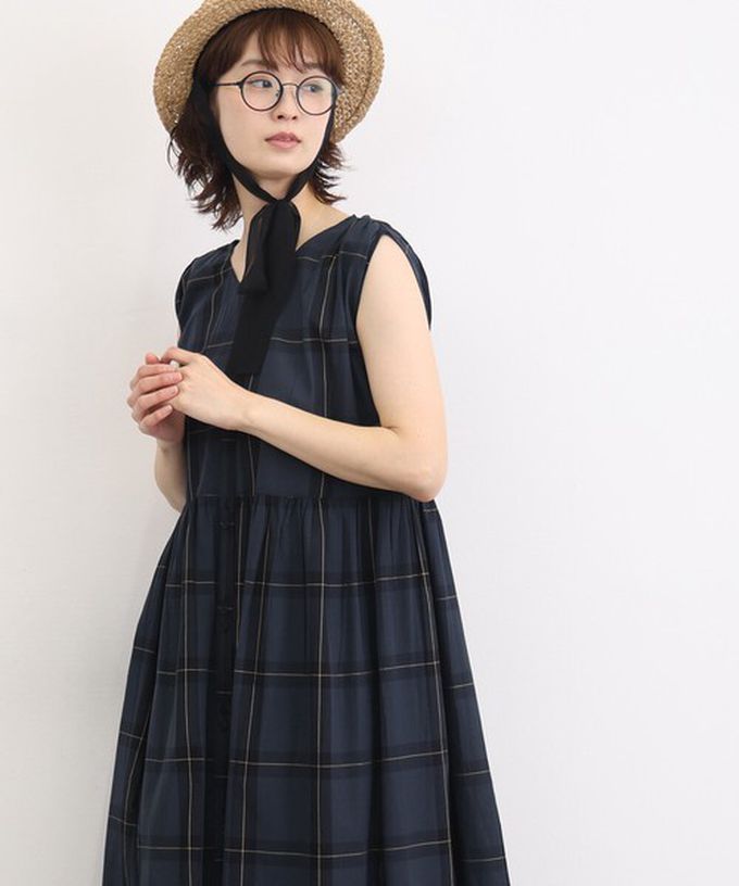日本 Lupilien - 100%印度棉 清爽格紋開襟無袖洋裝-炭黑