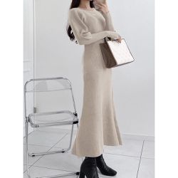 日本 GRL - 氣質圓領氣球袖針織魚尾洋裝-米杏