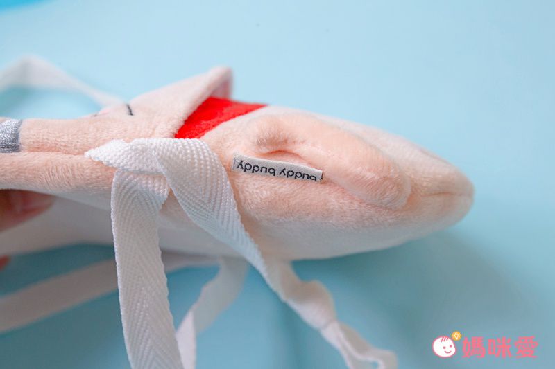 日本涼感雜貨 - 背巾/推車墊 (附保溫保冷劑/可當小背包)-企鵝-灰領巾 (約(15~22)x(18~24)cm)