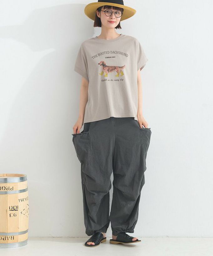 日本 Lupilien - 16OE天竺棉 臘腸狗印花短袖上衣-白