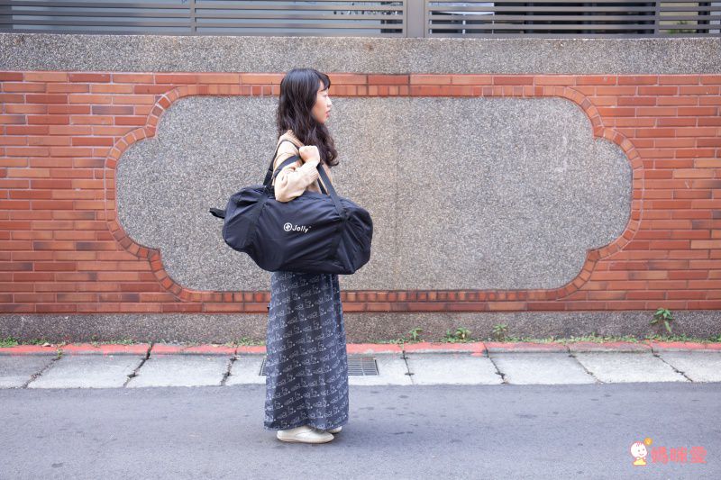 折疊推車最佳選擇！$5000元有找！收納面積最小【JOLLY 嬰兒手推車】單手秒收沒問題！