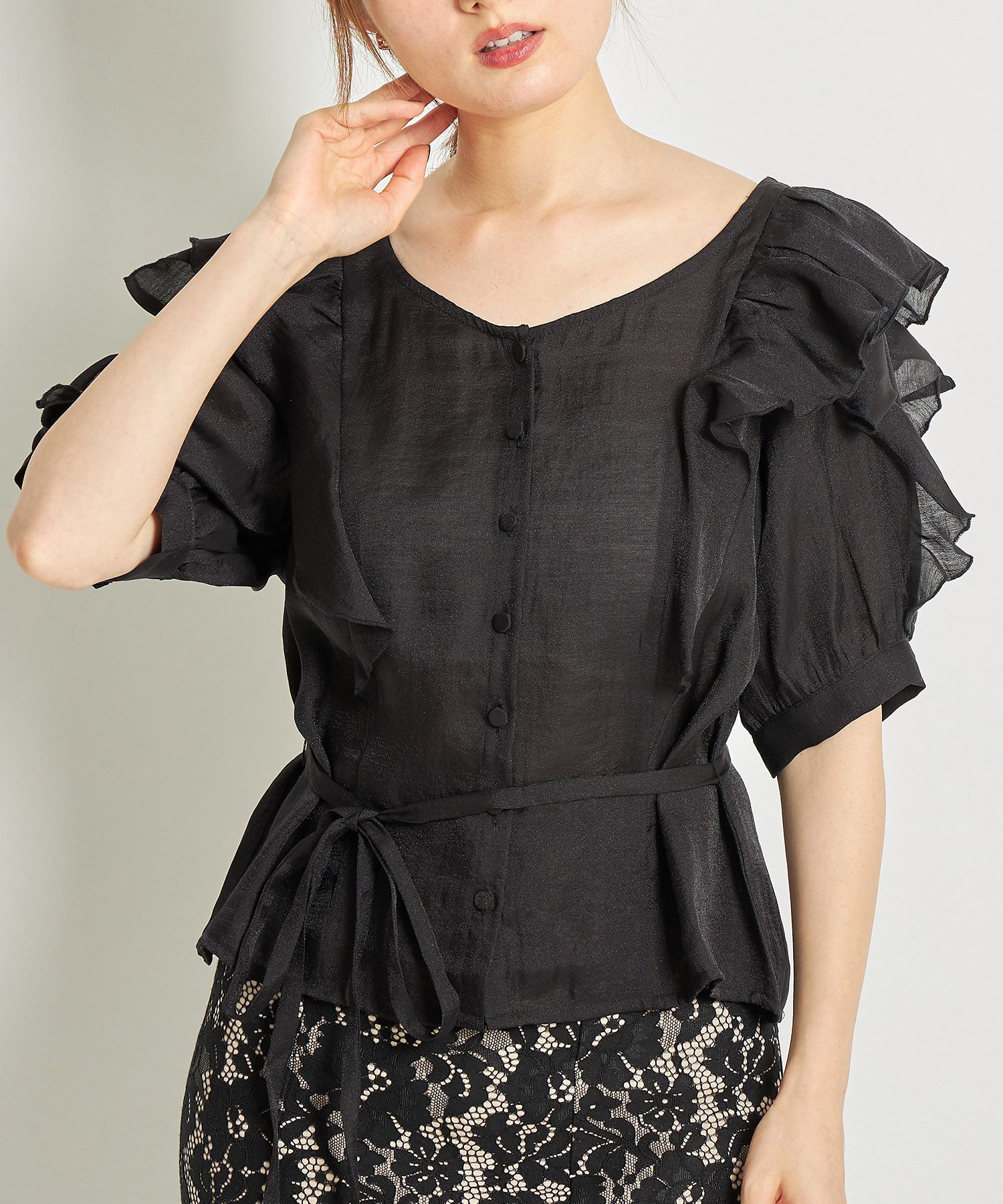 日本 tocco-closet - 優雅光澤感綁帶短袖上衣-星塵粉