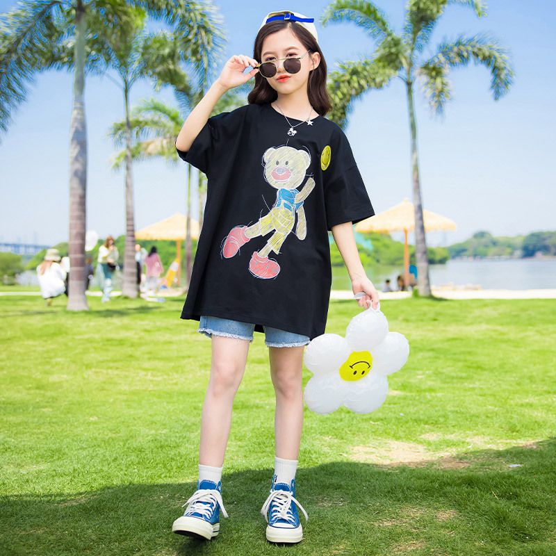 時尚休閒圓領短袖上衣-構圖熊熊-白色