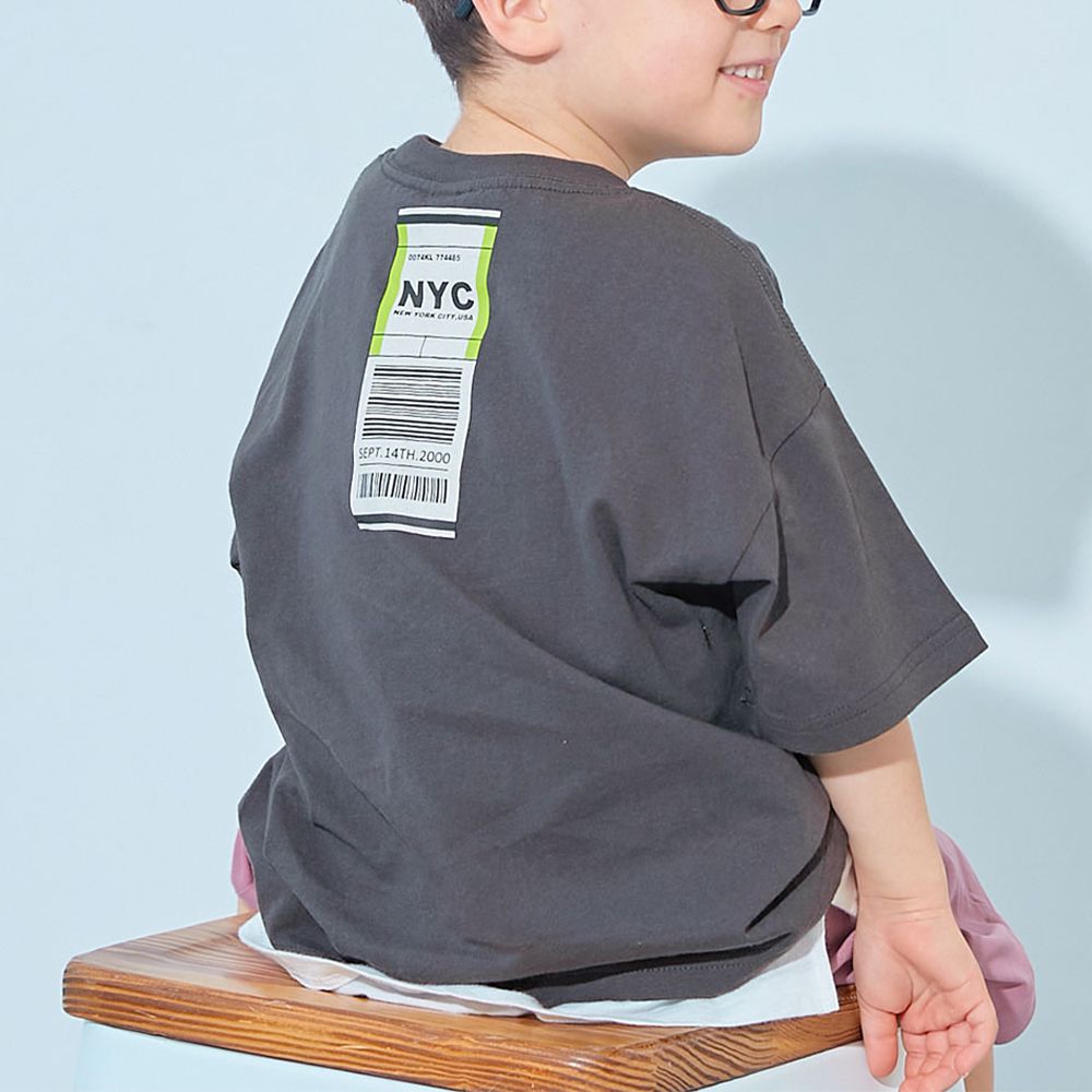 100%棉 定番印花短袖上衣-背後標籤-炭黑