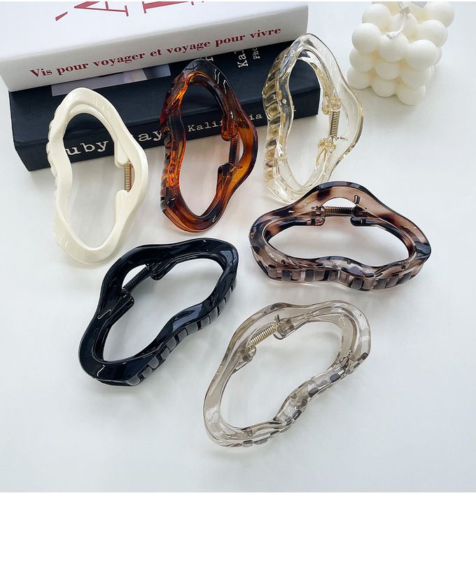 韓國 Soo&Soo - 鏤空波浪造型髮夾/抓夾-白