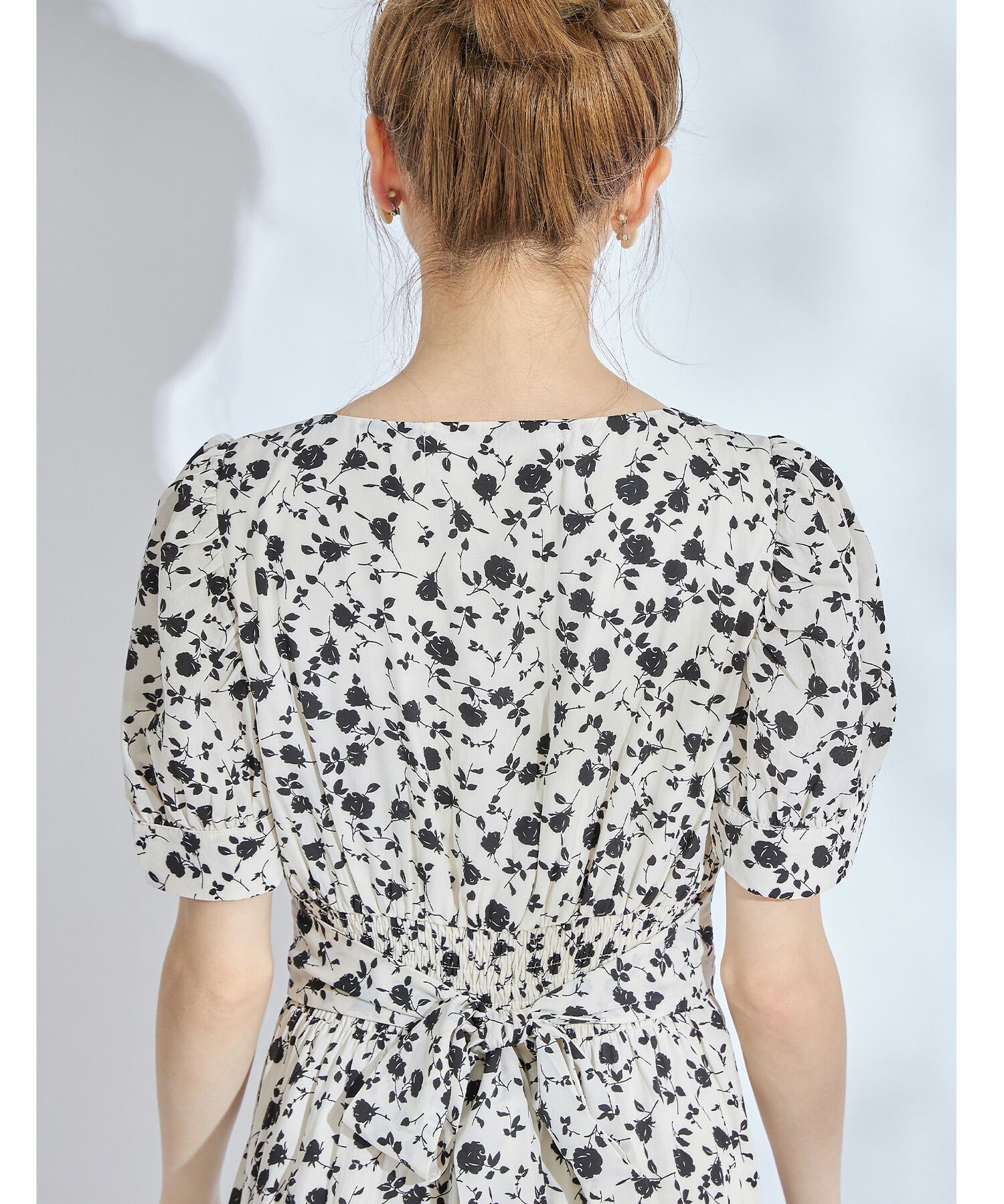 日本 tocco-closet - 愛心領泡泡袖雪紡洋裝-典雅玫瑰-鮭魚粉