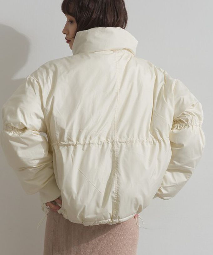 日本 ELENCARE DUE - 蓬鬆袖立領腰抽繩科技羽絨保暖外套-軍綠