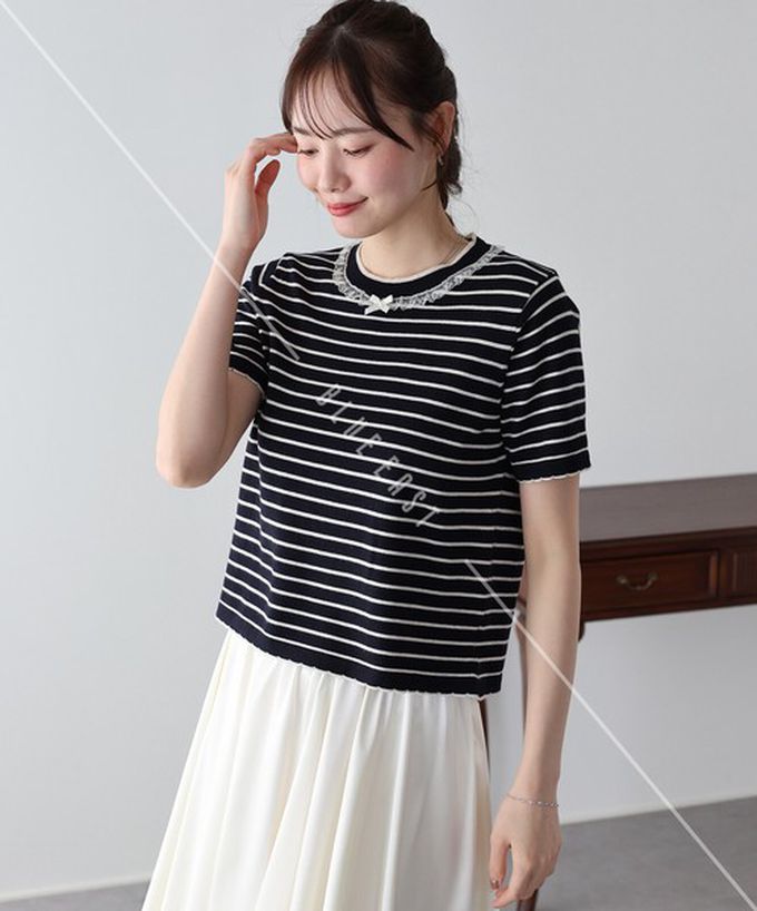 日本 BLUE EAST - 蕾絲蝴蝶結領條紋針織短袖上衣-海軍藍