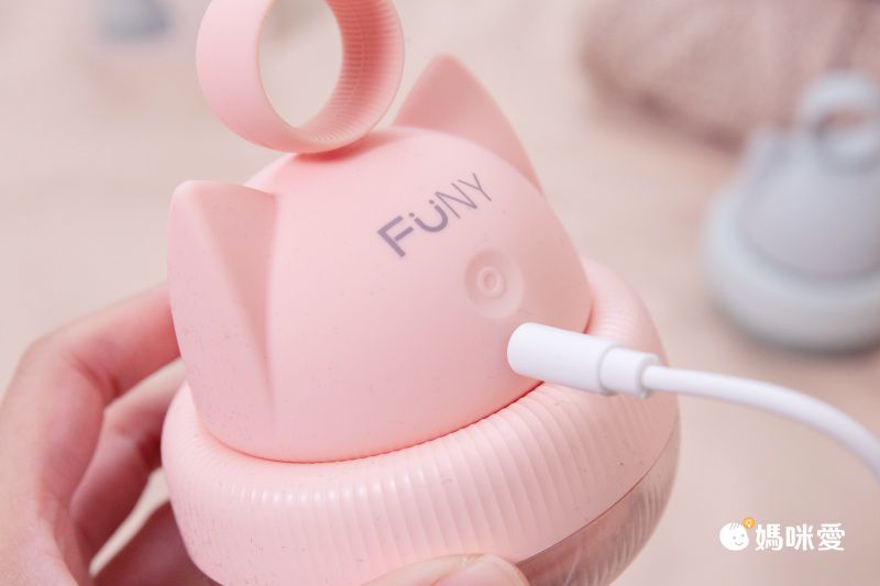 FUNY 萌貓吃毛球機，剷除毛球又是一件新衣服！