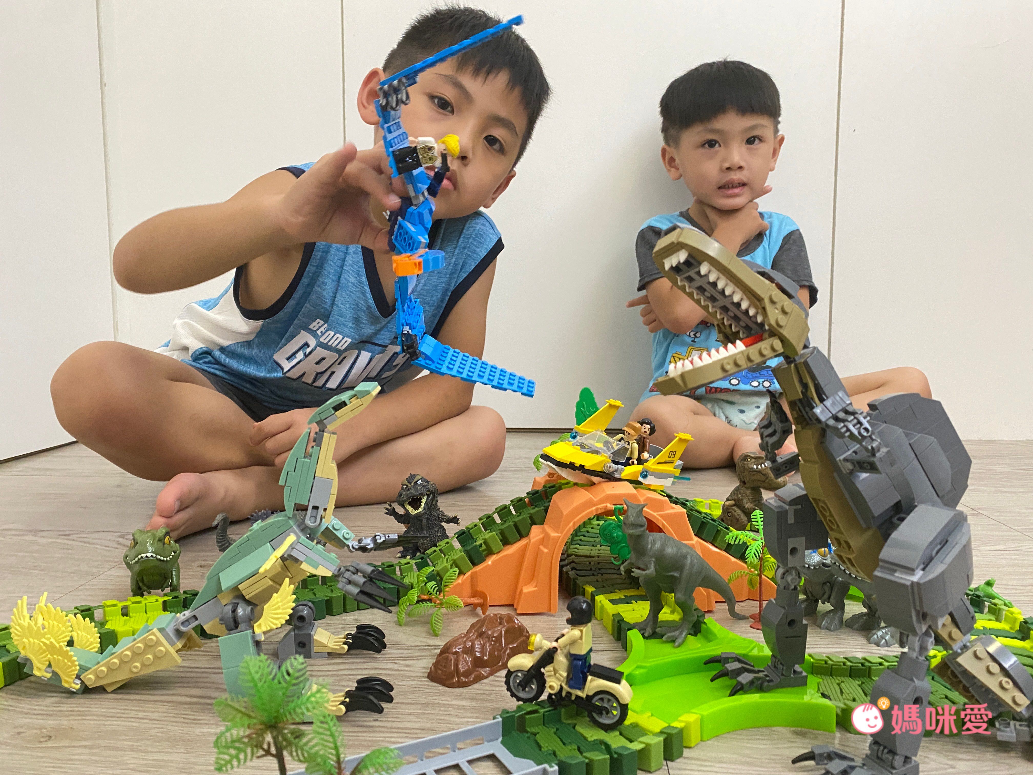 \ 號稱平價版樂高 / 侏羅紀公園系列・恐龍積木