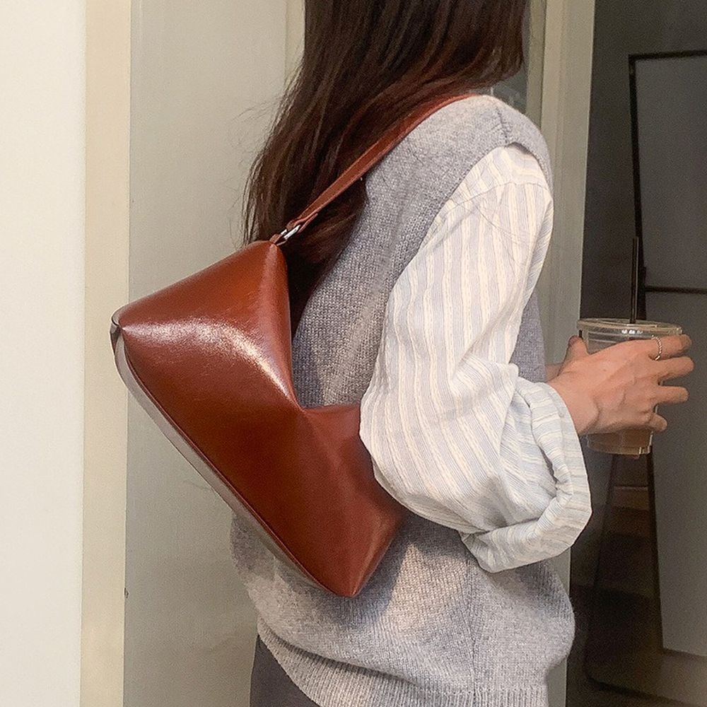 韓系小眾高級光澤感復古肩背包-紅棕