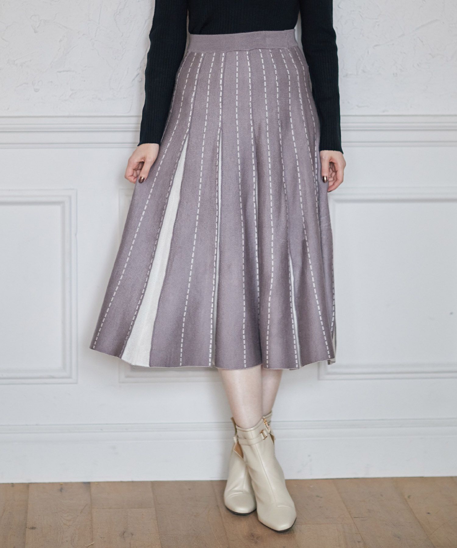 日本 tocco-closet - 低調撞色針織百褶長裙-時尚黑