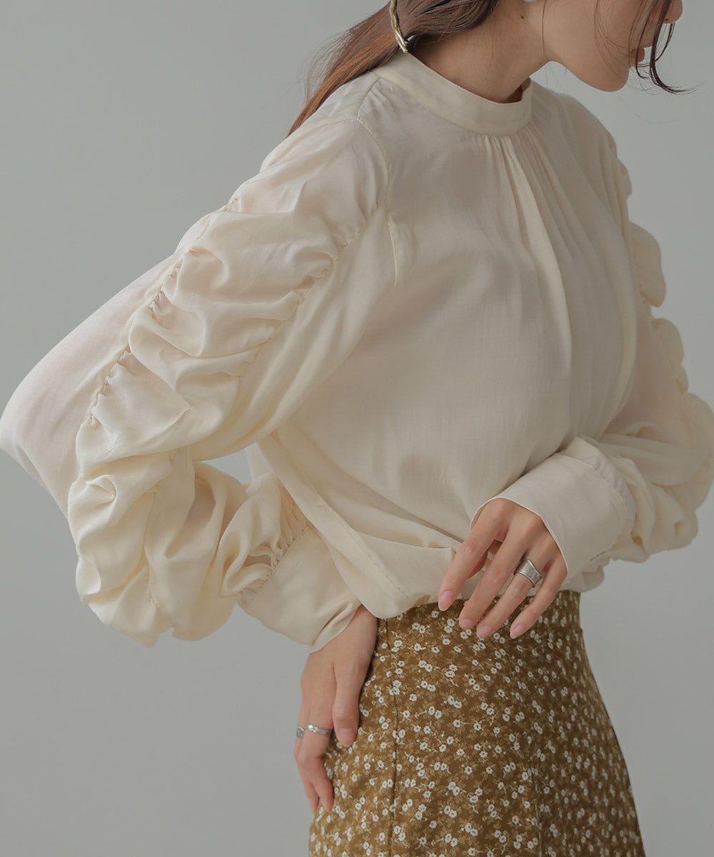 日本 Bab - 嫘縈柔滑抓皺薄長袖上衣-米杏