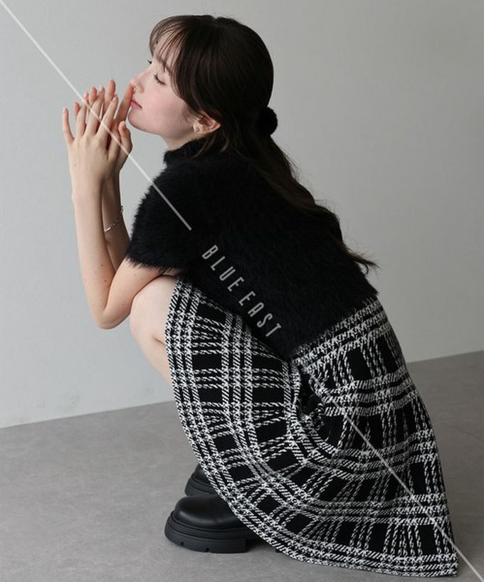 日本 BLUE EAST - 甜心格紋針織迷你短裙-粉杏