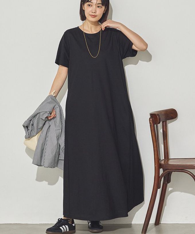 日本 Sans Souci 34+ - 接觸涼感 嫘縈傘擺素色短袖洋裝-水玉x黑