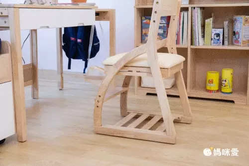 從小學用到成人【Man&Kids ∞無限成長實木桌椅】