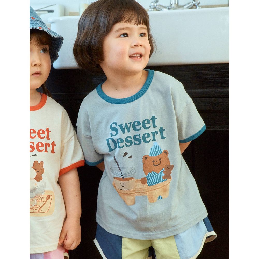 First Blue 甜蜜點心純棉短袖上衣-咖啡麵包-灰綠