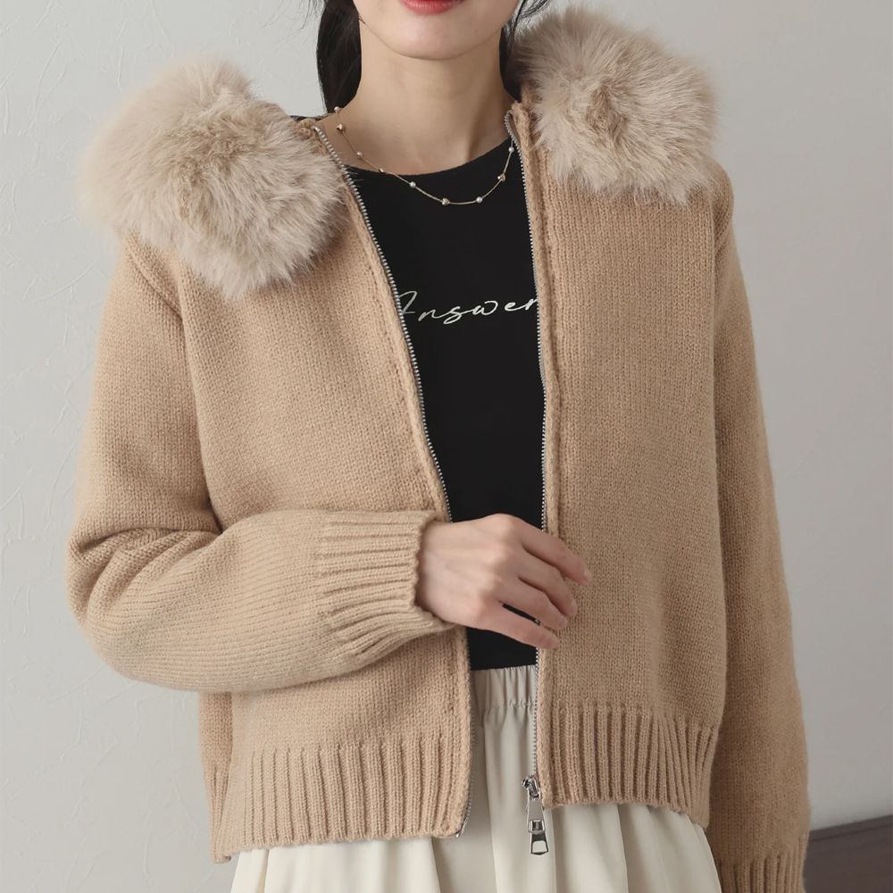 澎澎可愛毛絨帽雙拉鍊針織外套-卡其
