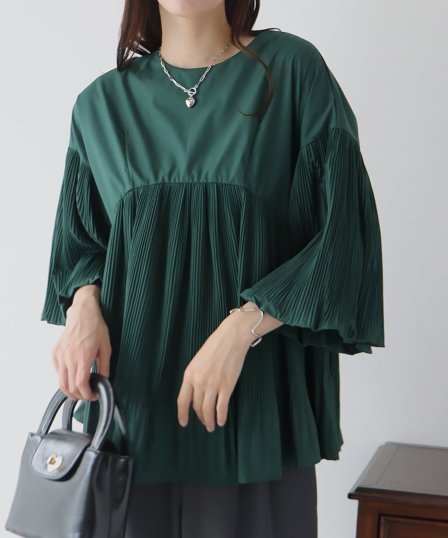 日本 BLUE EAST - 楊柳拼接五分袖上衣-奶茶