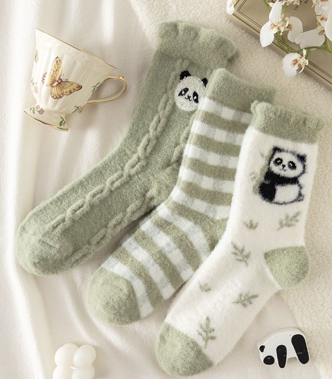 抹茶熊貓竹葉毛毛保暖中筒襪