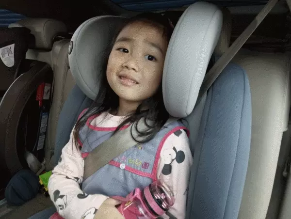 YoDa 成長型兒童汽車座椅