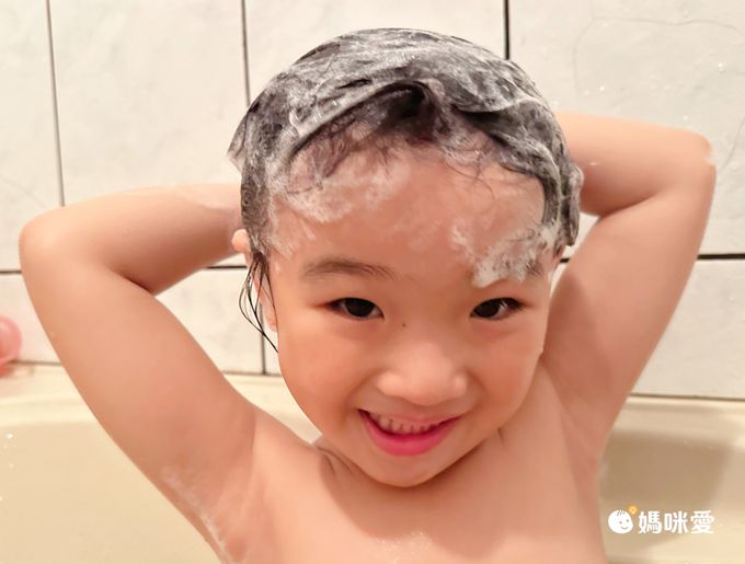 義大利 自然之綠 NATURAVERDE - 小美人魚矢車菊潔顏沐浴液態皂(4y+)-300ml