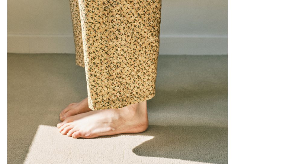 韓國 ULLALA - 活力暖黃碎花長袖睡衣-(兩件式)-黃 (FREE)