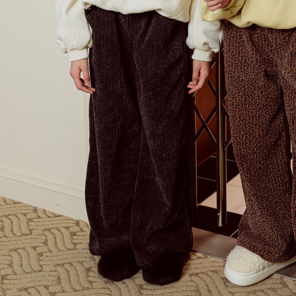 sm2 鬆緊腰復古小豹紋寬鬆長褲-黑