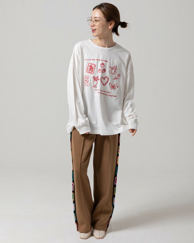 日本 gleam - 甜蜜刺繡印花休閒寬版長袖T恤-白