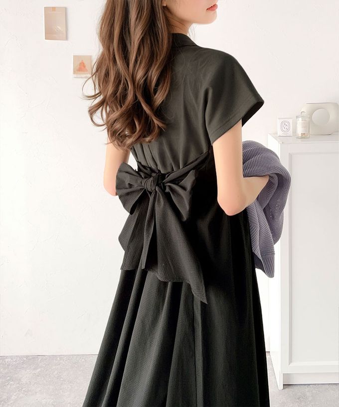日本 Classical Elf - 綁帶2way清爽拼接感短袖洋裝-深灰x黑