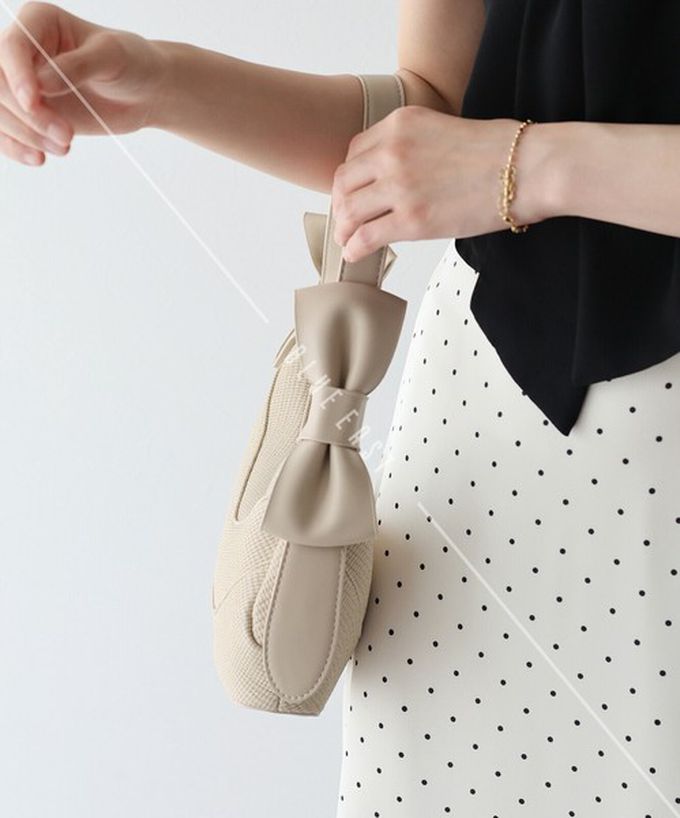 日本 BLUE EAST - 可愛雙蝴蝶結時尚紋理肩背小包-藍